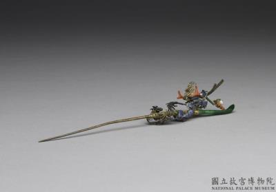 图片[2]-Earpick-hairpin decorated with a gold filigree enameled flying dragon, Qing dynasty, 19th century-China Archive